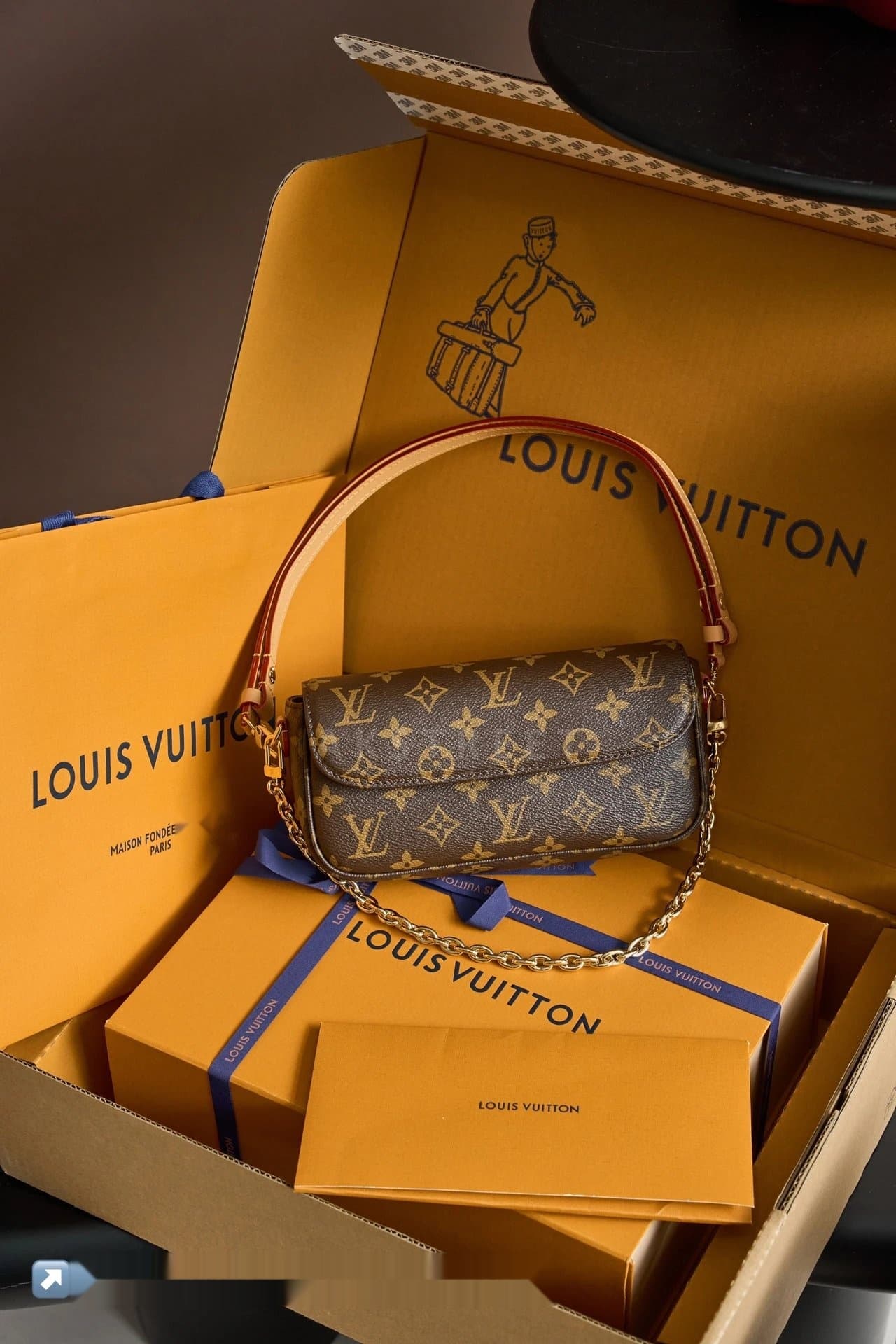 LV Louis Vuitton Detachable Adjustable Shoulder Strap…