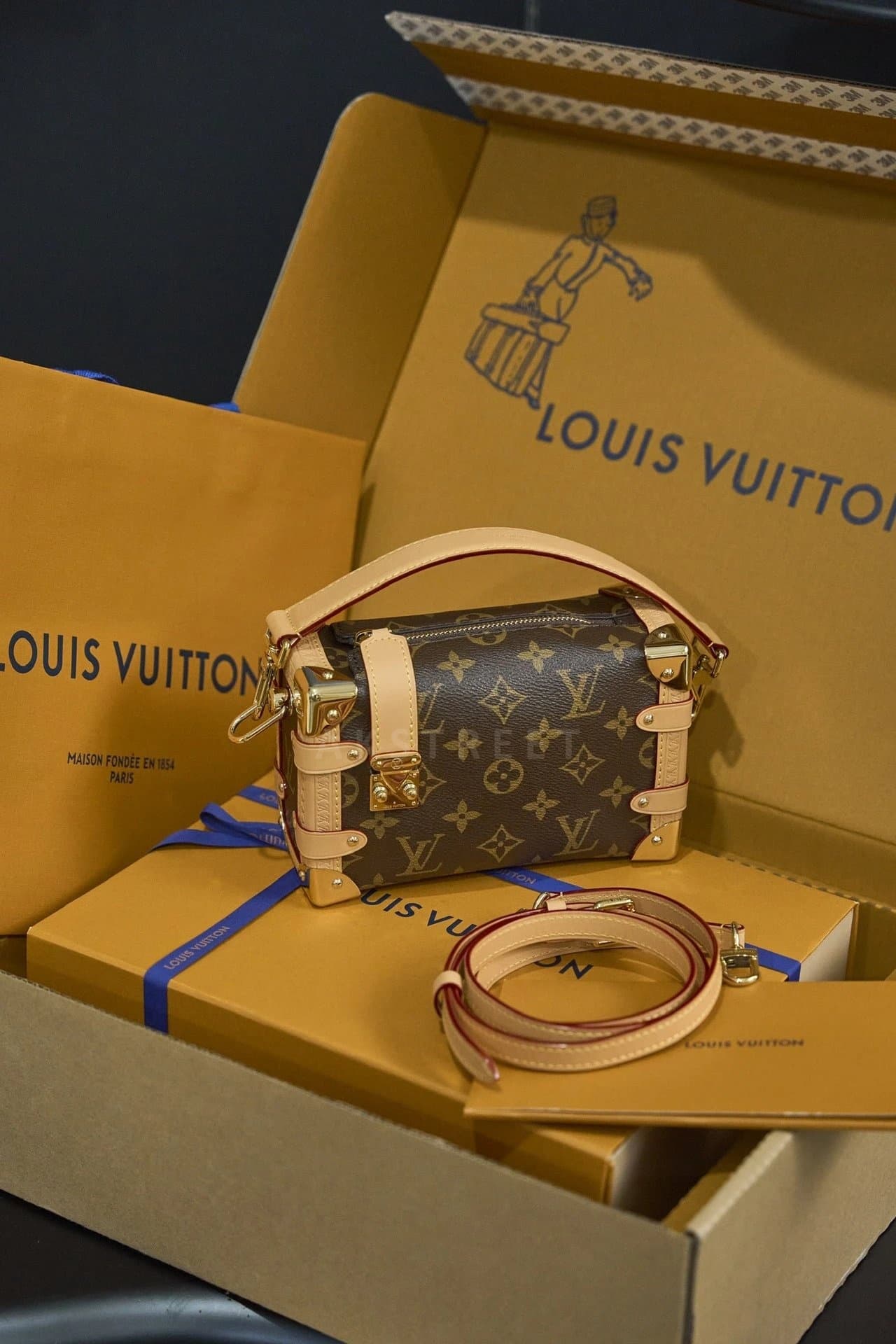 LV Louis Vuitton Detachable Adjustable Shoulder Strap…